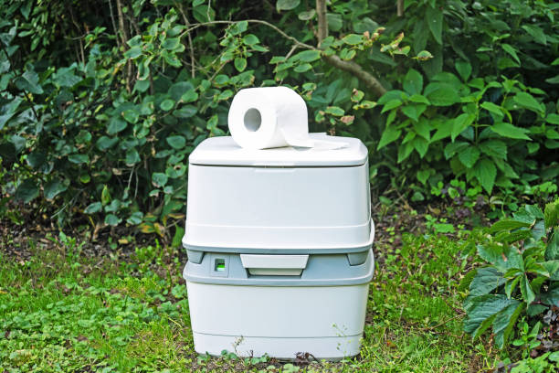 Best Luxury portable toilet rental  in Mirrormont, WA
