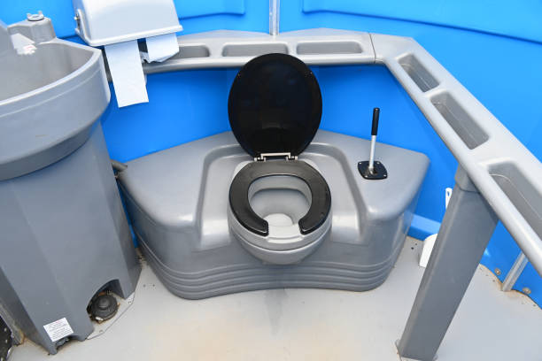 Best Local porta potty services  in Mirrormont, WA